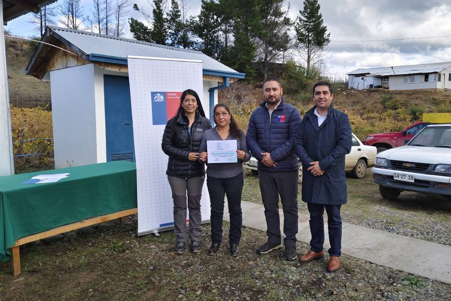 Comité de APR de Portezuelo recibe fondo para proyecto solar que reducirá costos de agua potable